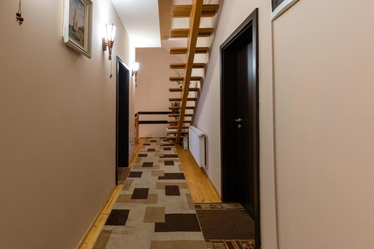 Pension Master Sinaia Exterior foto